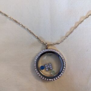 Floating Charm Locket Necklace Rhinestone Memory Pendant Gold Tone T5B8I